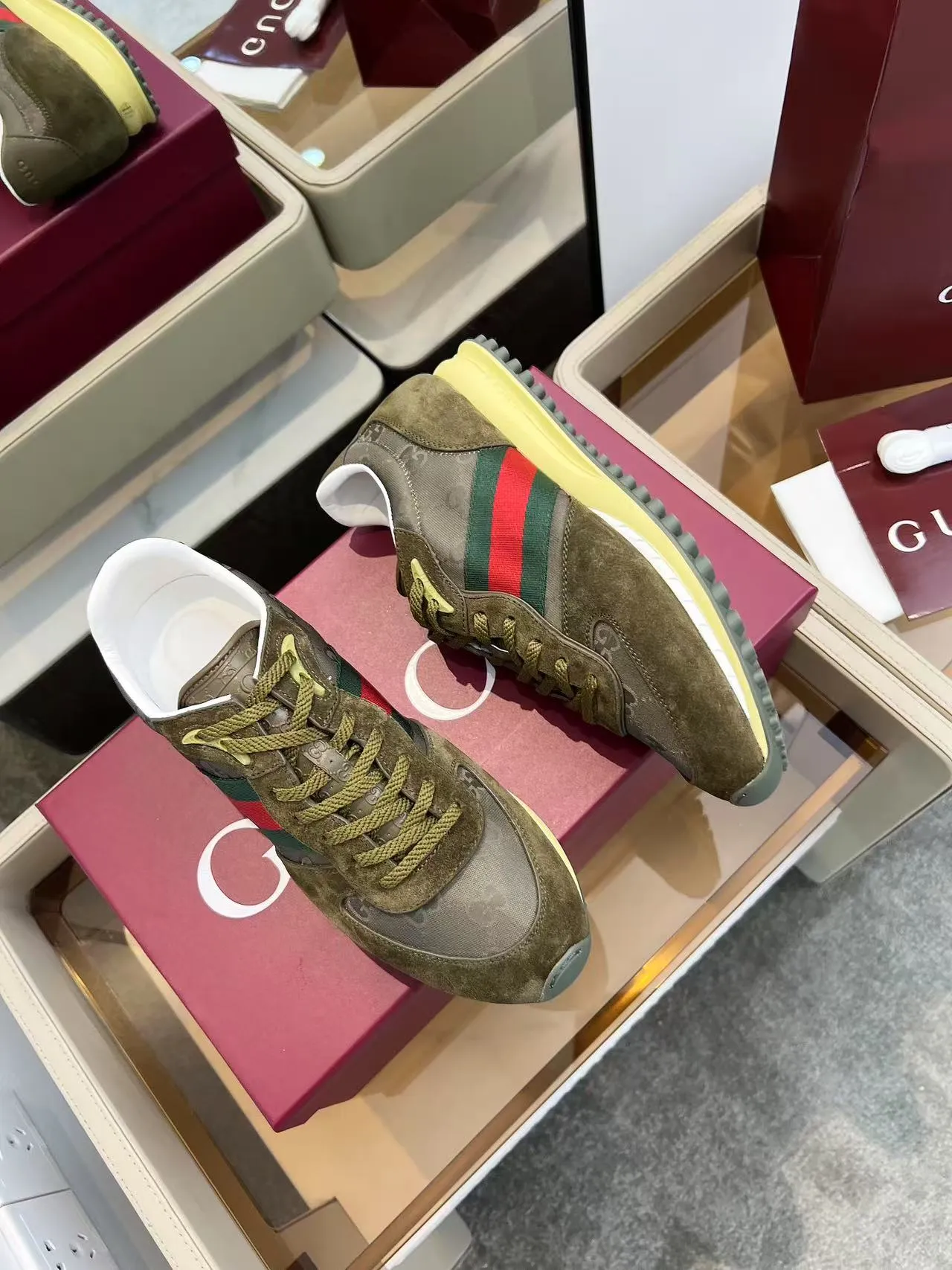 660💰GUCCI Men's New Forrest Gump Sports Shoes Light, comfortable and versatile, full of details, showing retro sports feelings Men's size 39-45
